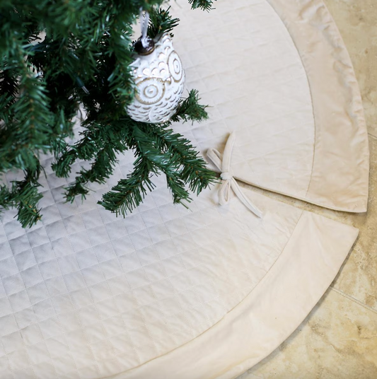 Cream Quilted Tree Skirt